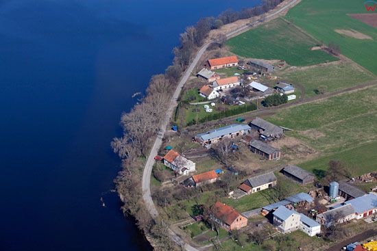 Jezioro Selmet Wielki i miejscowosc Loje. Lotnicze, EU, Pl, warm-maz.